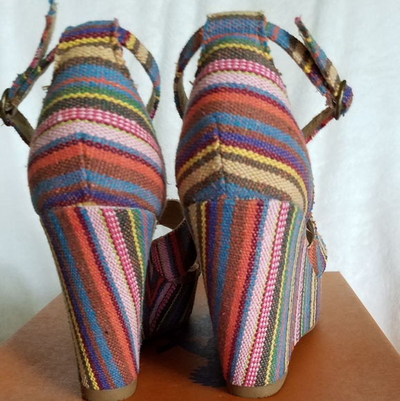 Rocket Dog Funky Platform Sandals - Picture 3 of 5